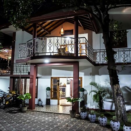 Golden Star Guest House Jaffna Exterior foto