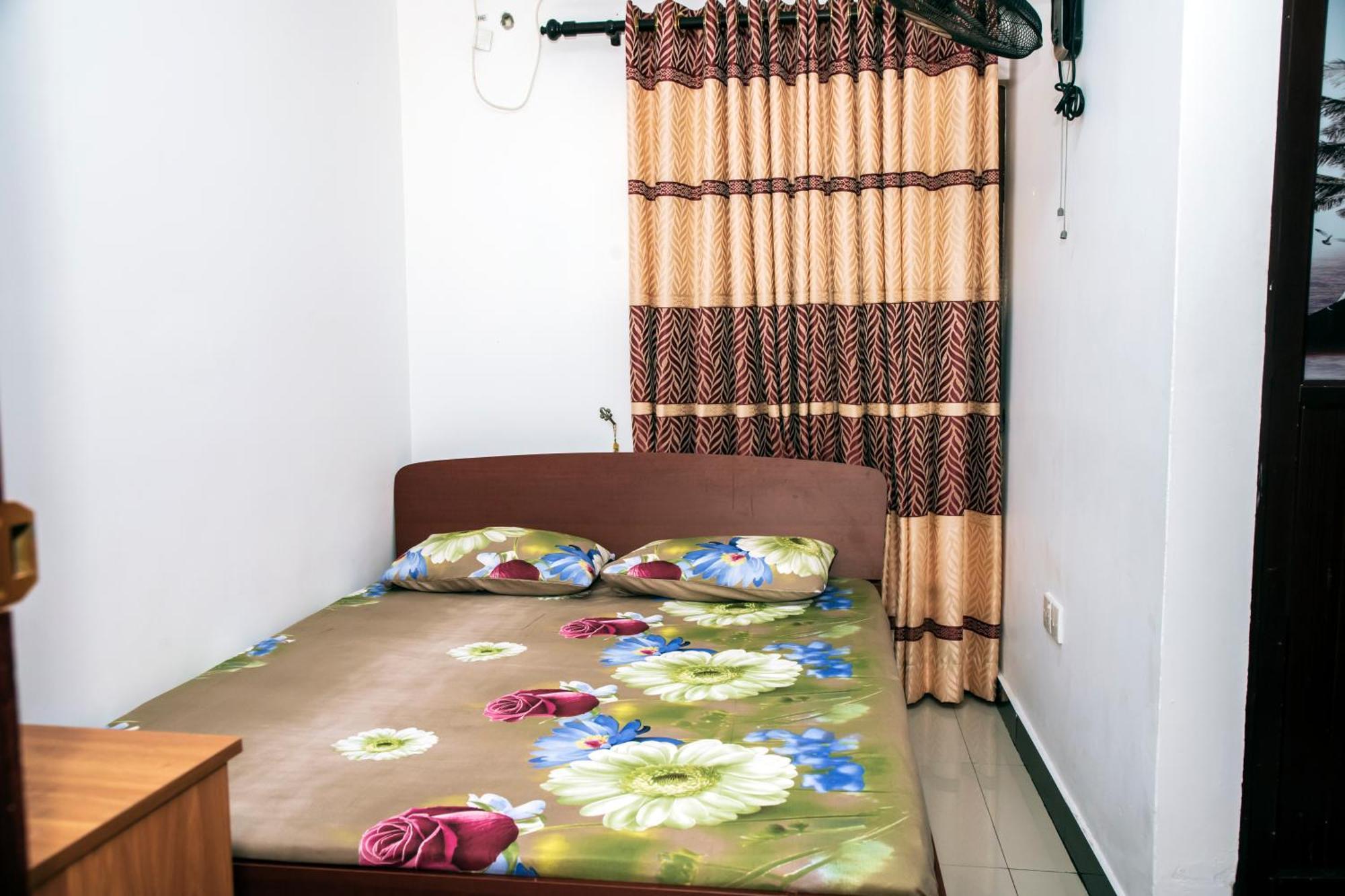 Golden Star Guest House Jaffna Exterior foto