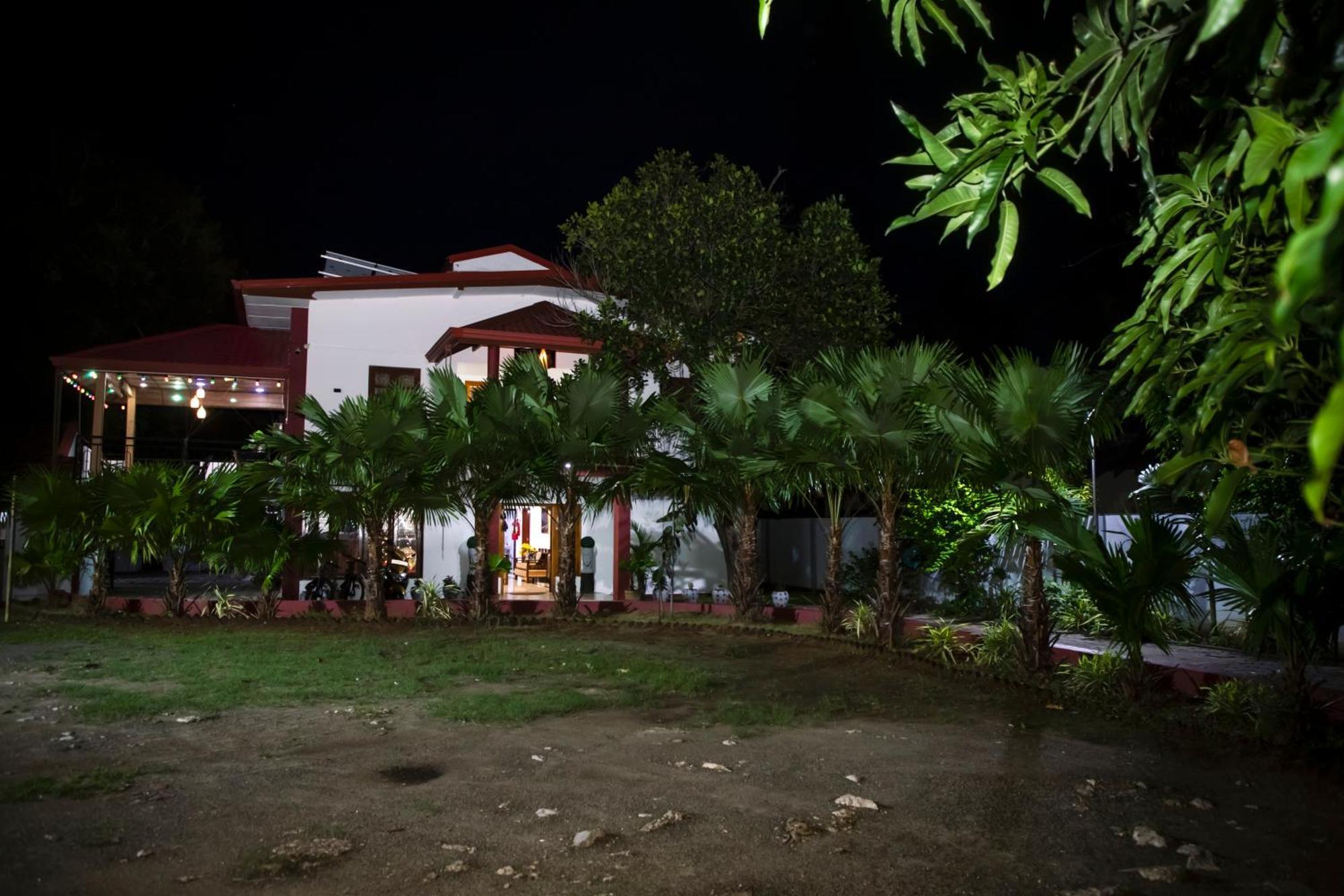 Golden Star Guest House Jaffna Exterior foto