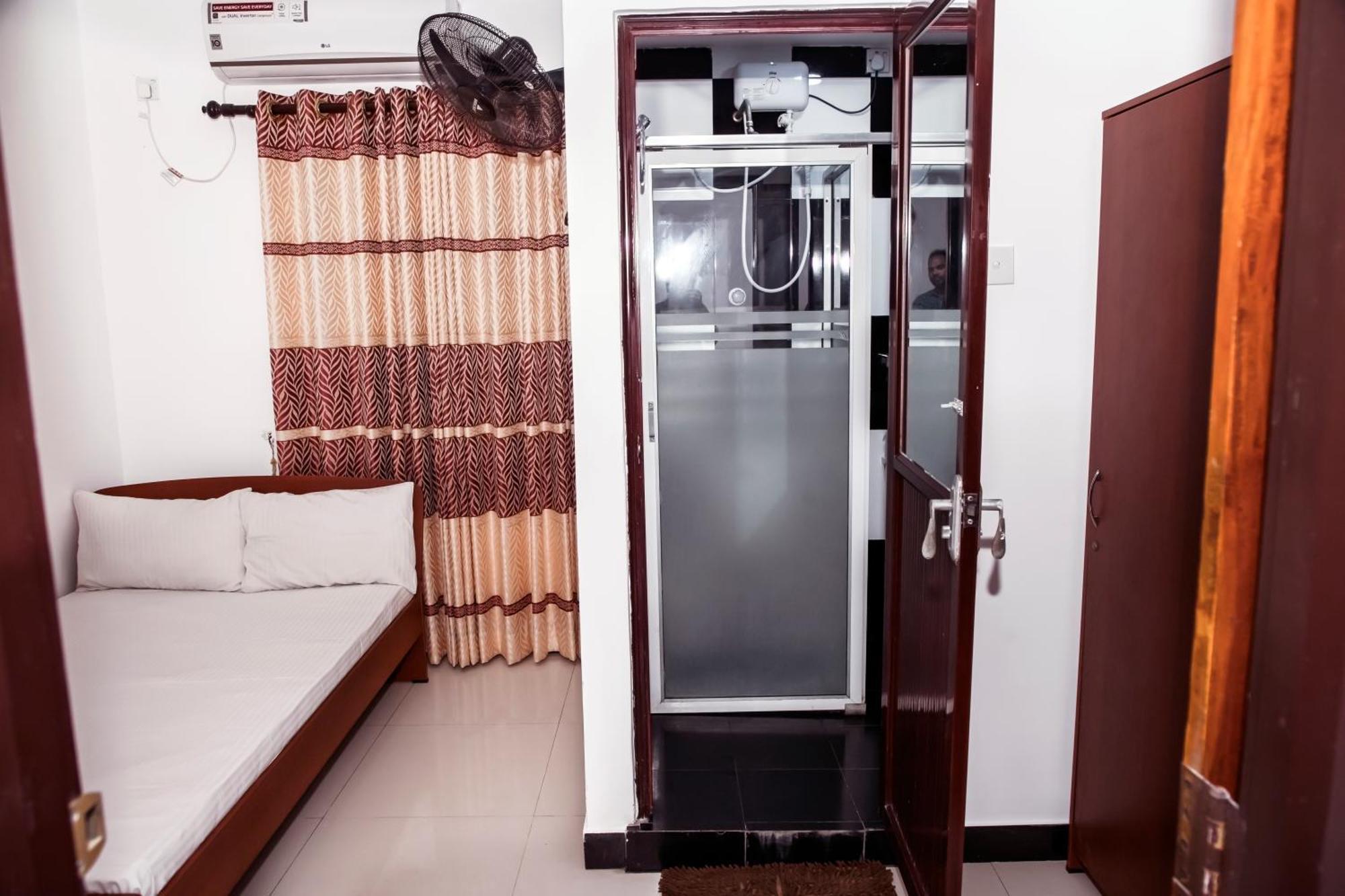Golden Star Guest House Jaffna Exterior foto